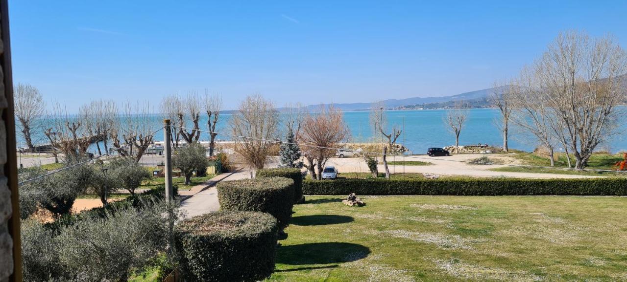 Appartamento Lago Trasimeno - Torricella Pg Εξωτερικό φωτογραφία